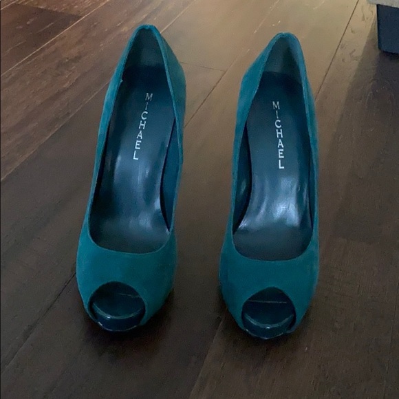 Michael Kors “Christy” Heels Size 7.5 - Picture 2 of 7